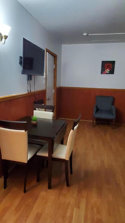 Hotel Fleurs Karaibes Saint-Alexandre-de-Kamouraska Ngoại thất bức ảnh